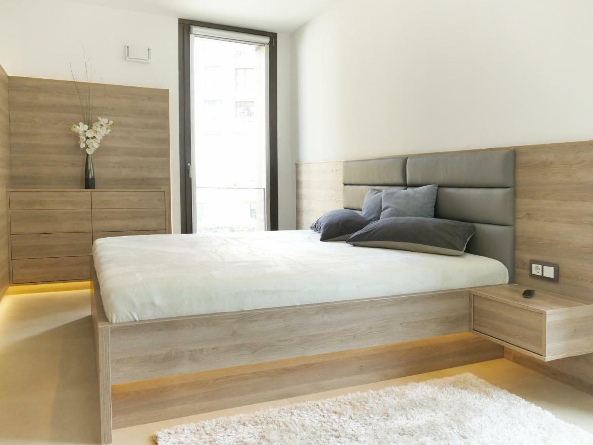Grosses Apartment Im Zentrum Von Dresden, 2 Schlafzimmer, 2 Baeder, Balkon 外观 照片