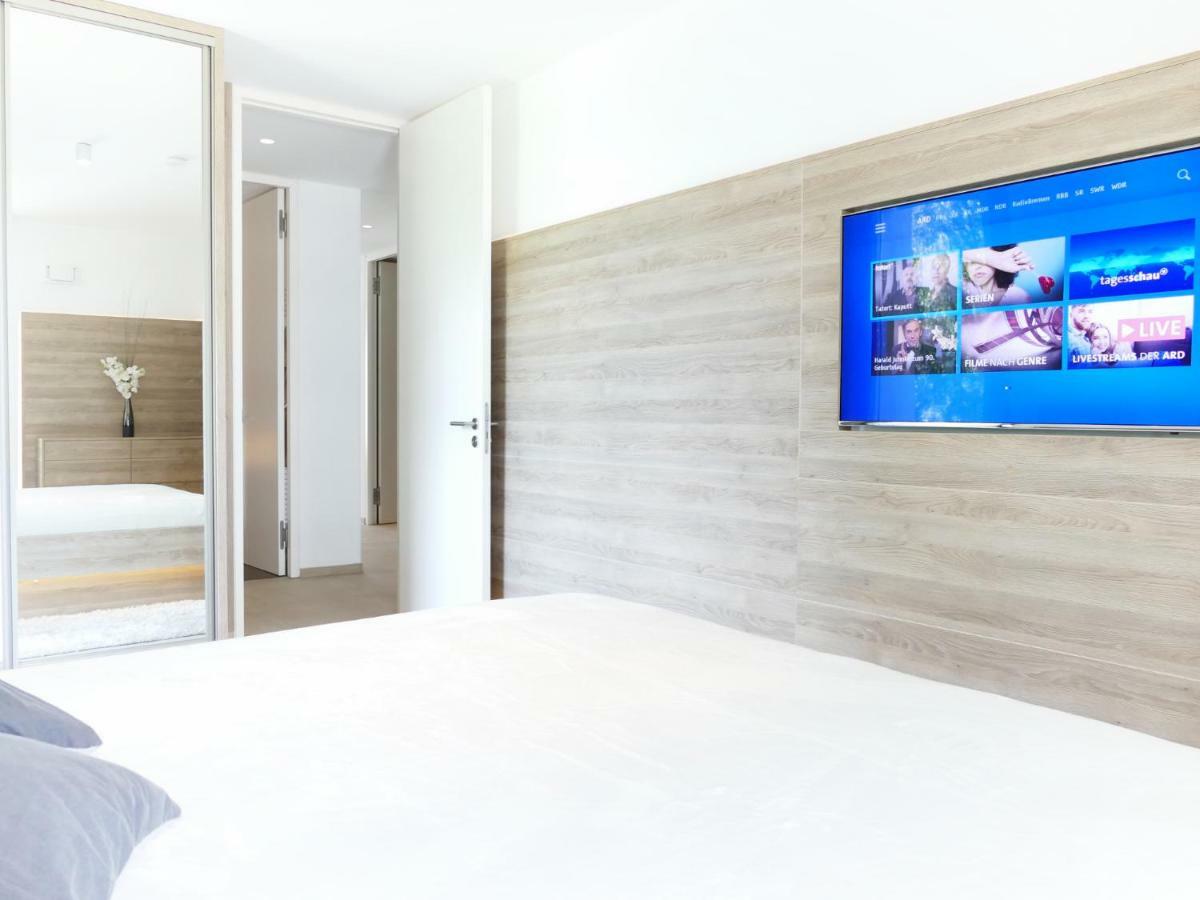 Grosses Apartment Im Zentrum Von Dresden, 2 Schlafzimmer, 2 Baeder, Balkon 外观 照片